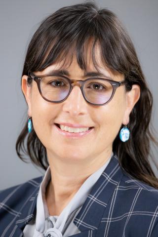 Maria Velez headshot