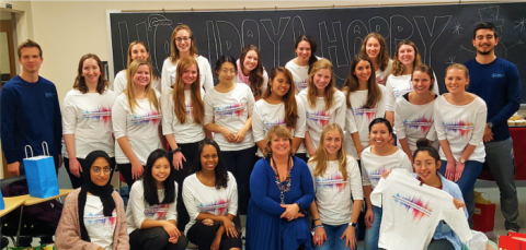  Kathy Dow-Burger with the fall '18 SIGNA team of communication coaches, peer coaches and peer mentors.