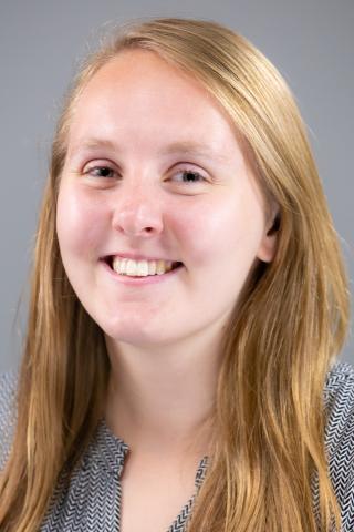 Meredith Glaze Headshot