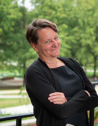 Head shot of Katherine Russell